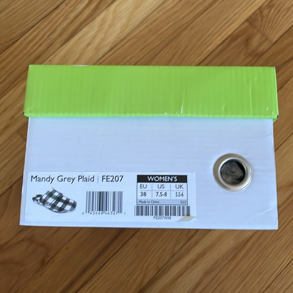 Aetrex Mandy grey plaid slippers - Picture 4 of 5